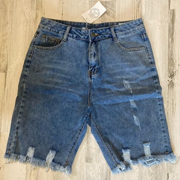 Floral Blooming Shorts - Picture 2 of 6